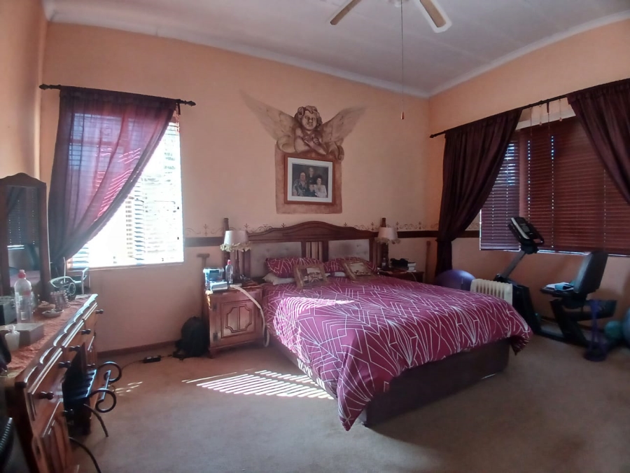 4 Bedroom Property for Sale in Herlear Northern Cape